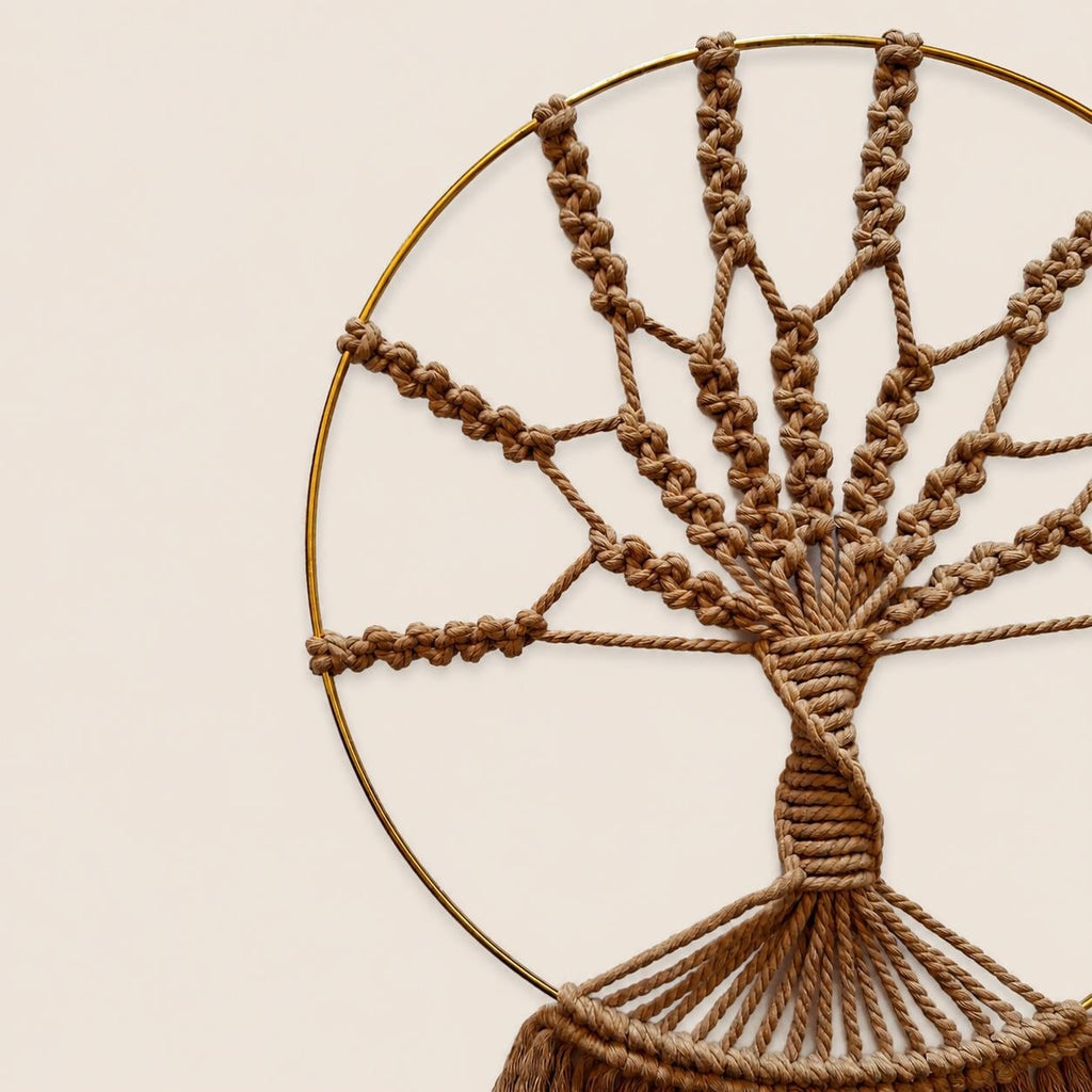Árvore Genealógica em Macramé – Algodão e Argola Dourada, Feita à Mão