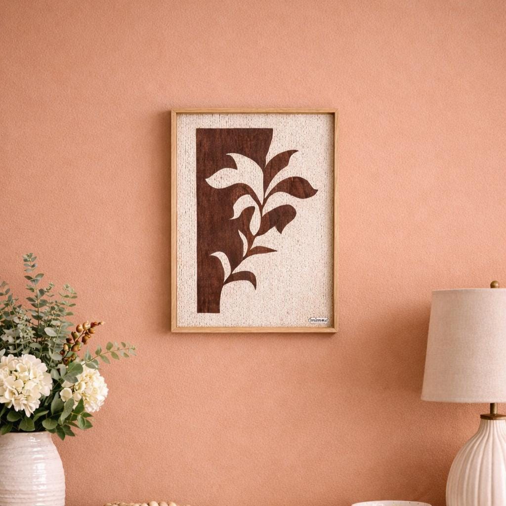 Folhagem in Stille – Handgemachte, minimalistische Blatt-Wandkunst aus dunklem Holz & Baumwollseil