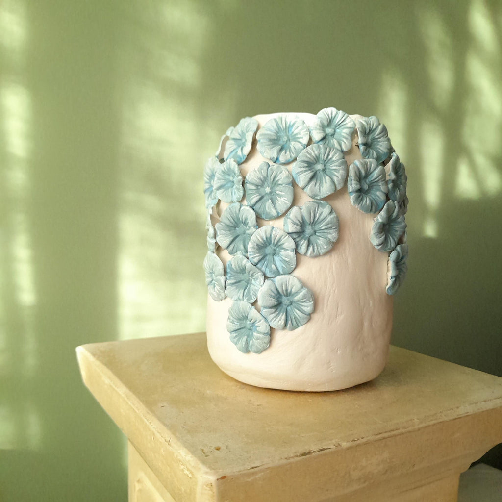 Hydrangea Vase – Handmade Air Dry Clay Sculpture with Sculpted Floral Detail
